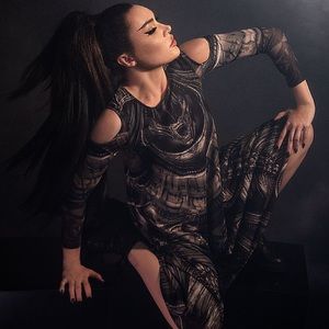 Le Femme en Noir by Micheline Pitt Lynn Haga Alien Xenomorph Trapeze Dress Small